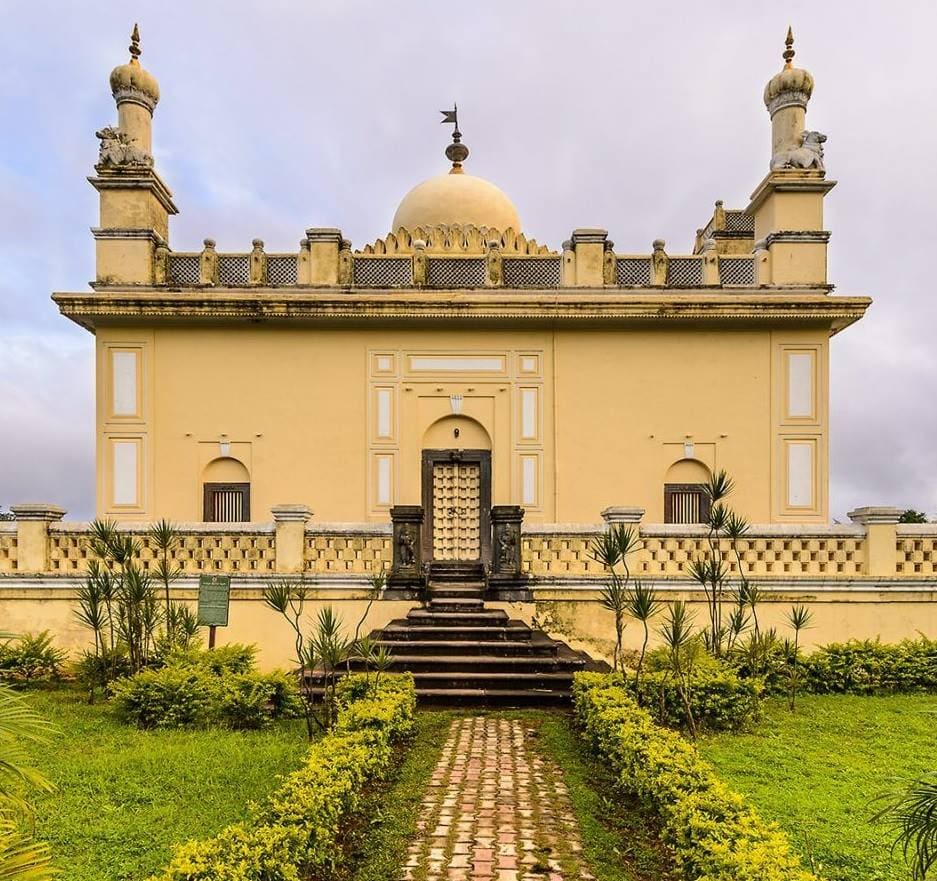 Raja's Tomb